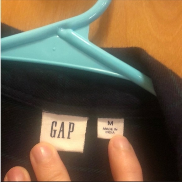 GAP Size Medium Green and Blue Flannel Shirt. - Picture 6 of 8